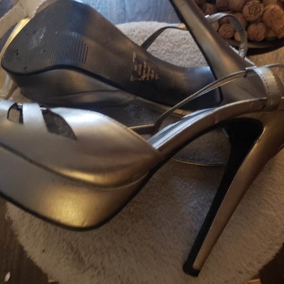 Silver Open Peep Toe High Heels - Picture 4 of 5